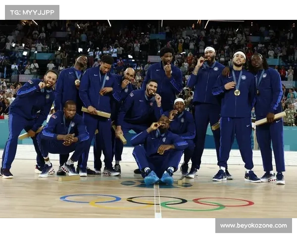 金州勇士队篮球赛事巅峰对决库里领军冲击季后赛席位精彩上演